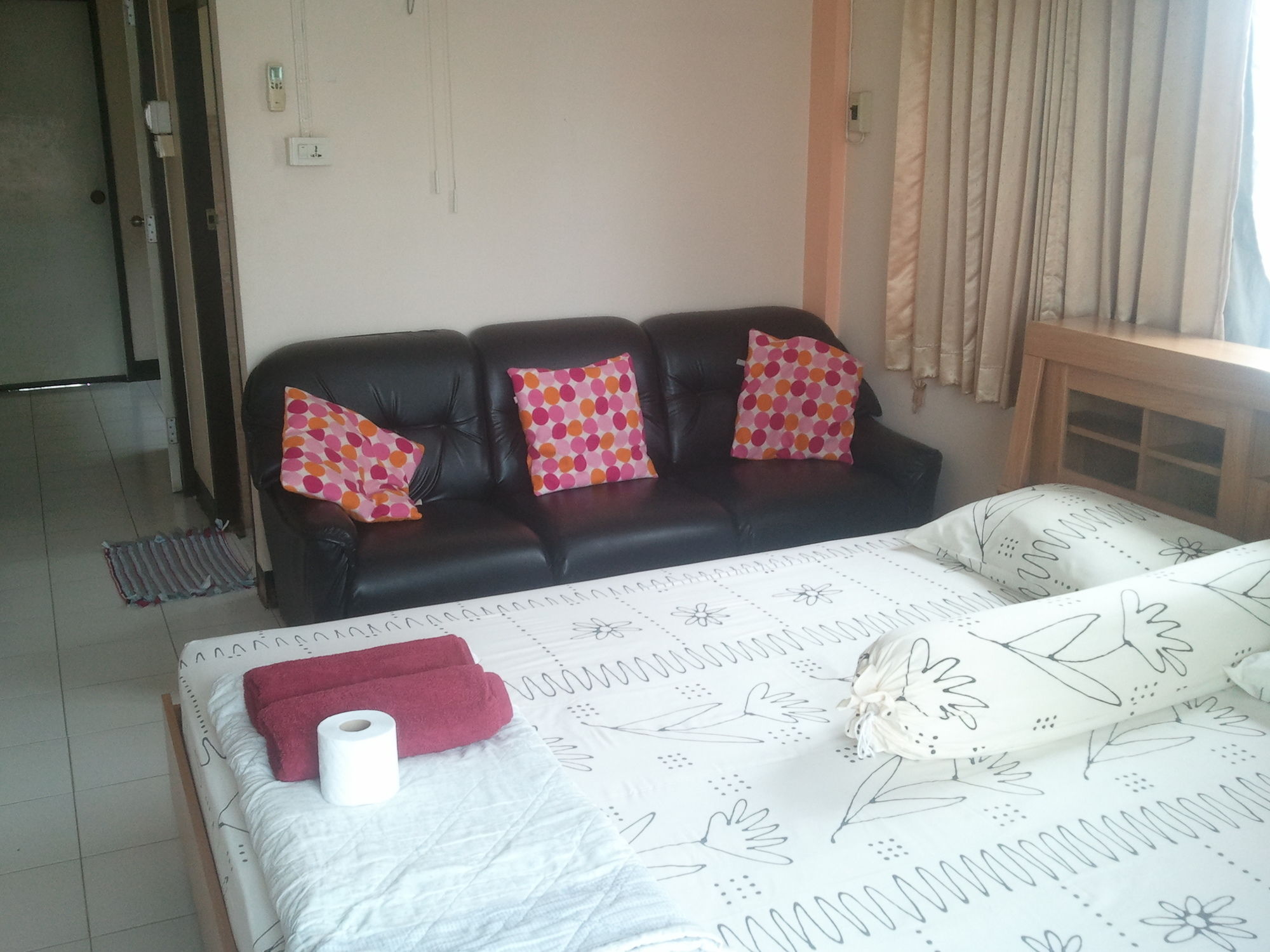 M & A Guesthouse Hua Hin Buitenkant foto